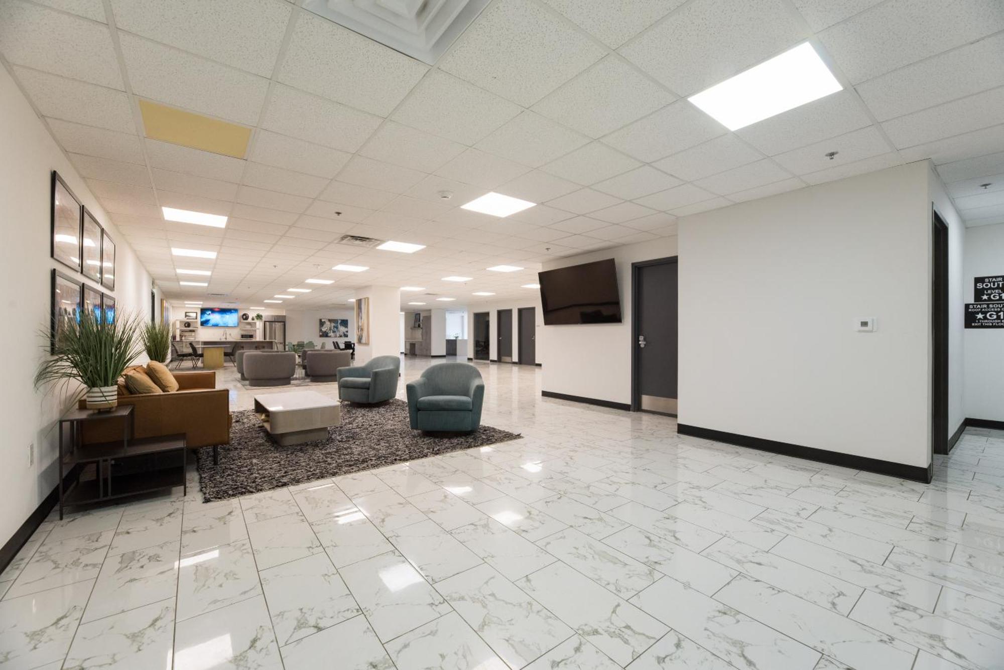Snappy Loft Style 2Br I Gym I Parking I Workspace ดัลลัส ภายนอก รูปภาพ